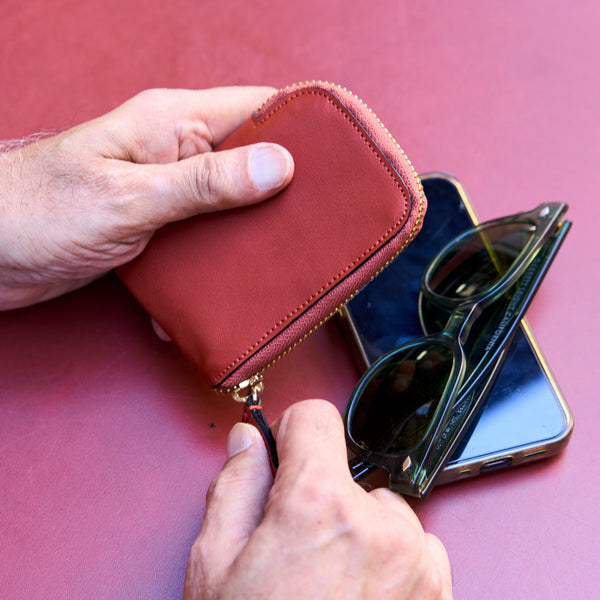 BRAD SMALL ZIP CARD WALLET - Tusk