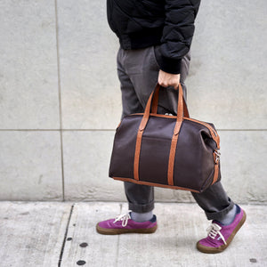 tusk 9920 pebblegrain leather everyday duffel bag chocolate model 03 - DARK CHOCOLATE