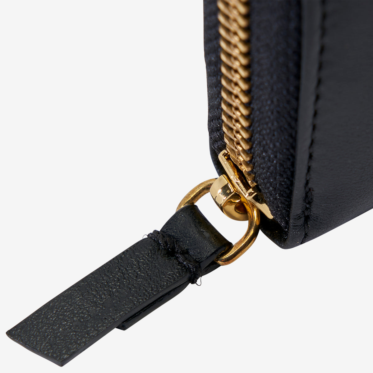 tusk 301 womens leather single zip wallet black detail - BLACK