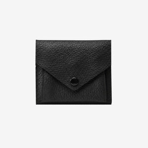 Tusk 382 Ascot Origami Wallet in black Italian pebble-grain cowhide leather. Front view with matching stitching - BLACK