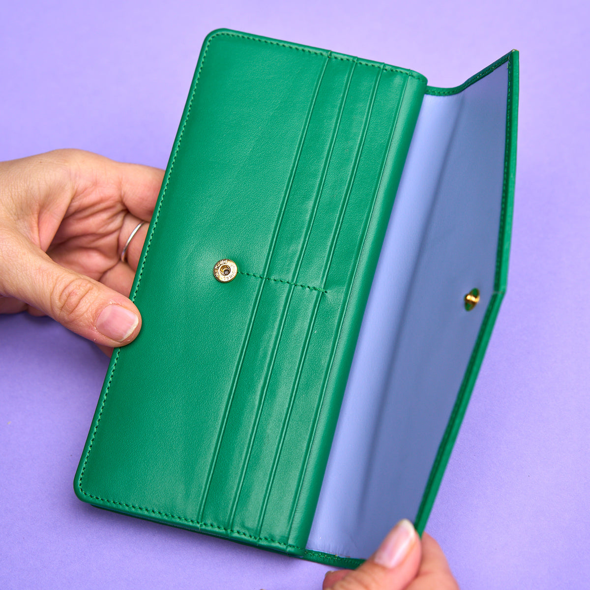 tusk 434 leather clutch wallet emerald model open 01 - EMERALD