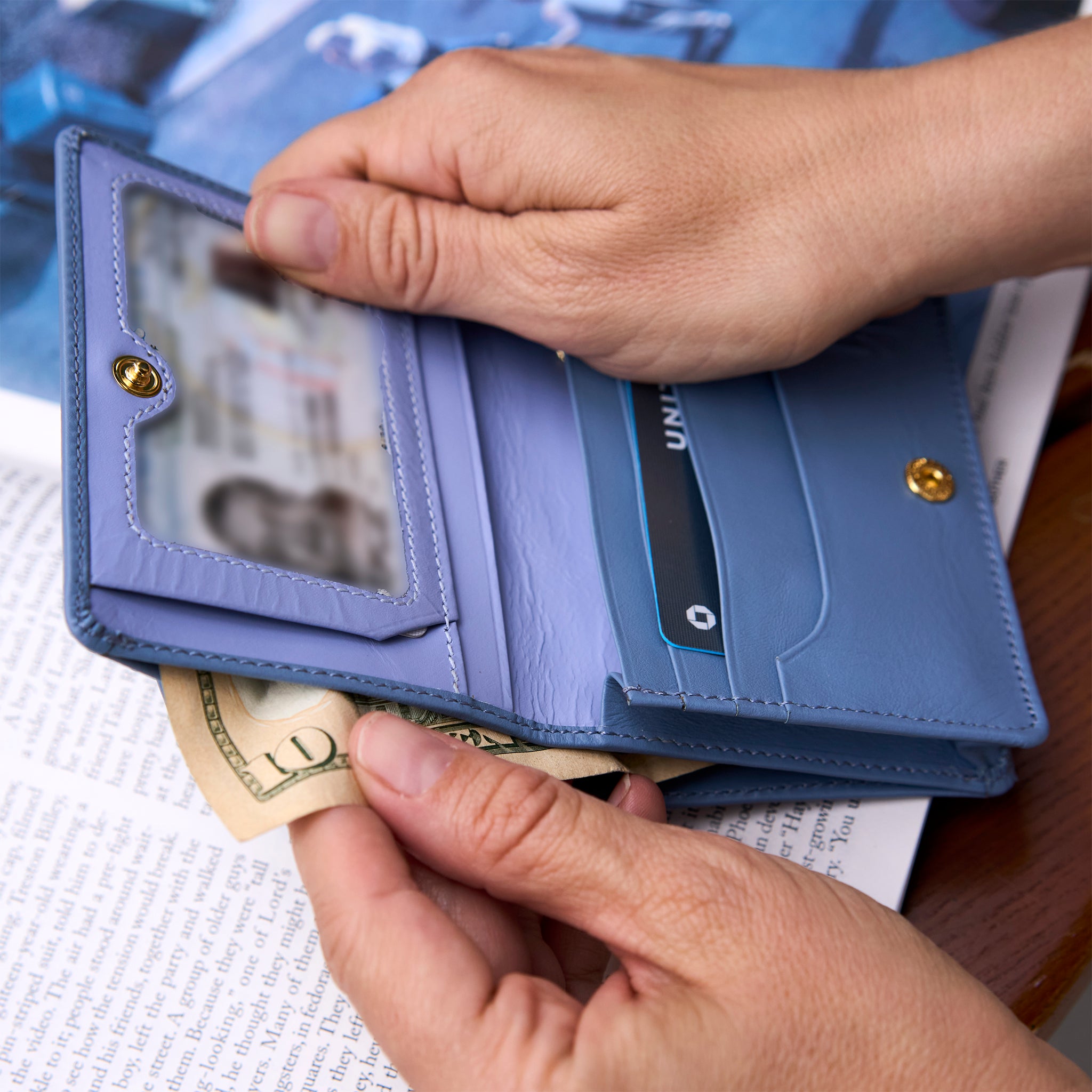 Tusk Women's Donington Napa Gusseted Clutch Wallet - Multiple Card Slots & Bill Compartments