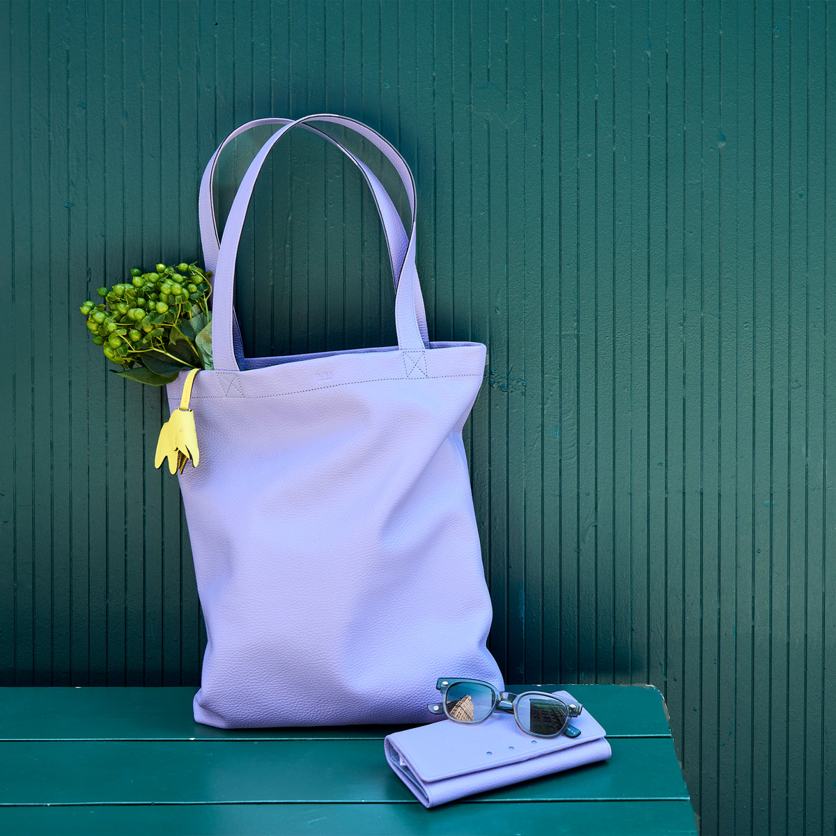 tusk-9940-pebblegrain-leather-tote-bag-lavender-still-01 - LAVENDER