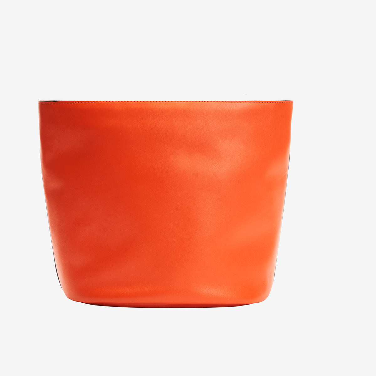     tusk-9925-leather-charu-small-bucket-bag-orange-back